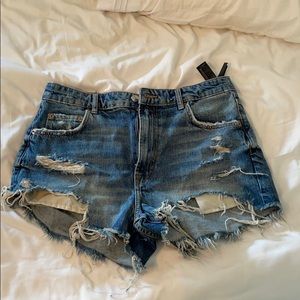 NEVER WORN NWT Zara high waist denim shorts sze 10